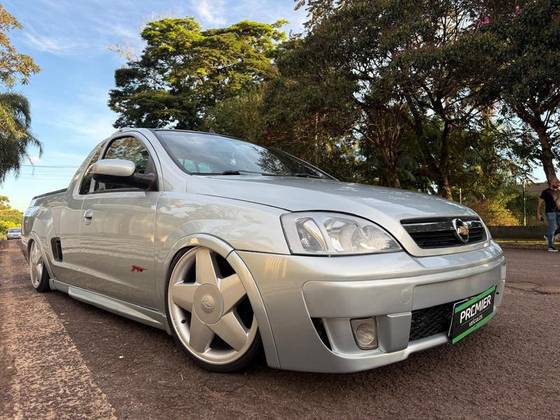 CHEVROLET MONTANA 1.8 MPFI CONQUEST CS 8V FLEX 2P MANUAL CHEVROLET MONTANA 1.8 MPFI CONQUEST CS 8V FLEX 2P MANUAL